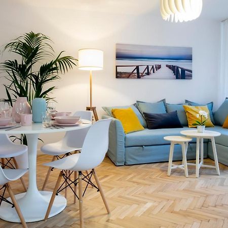 Cristine Apartment Warszawa Eksteriør bilde